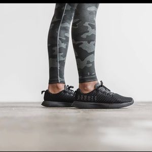 High-rise NOBULL Camo tights